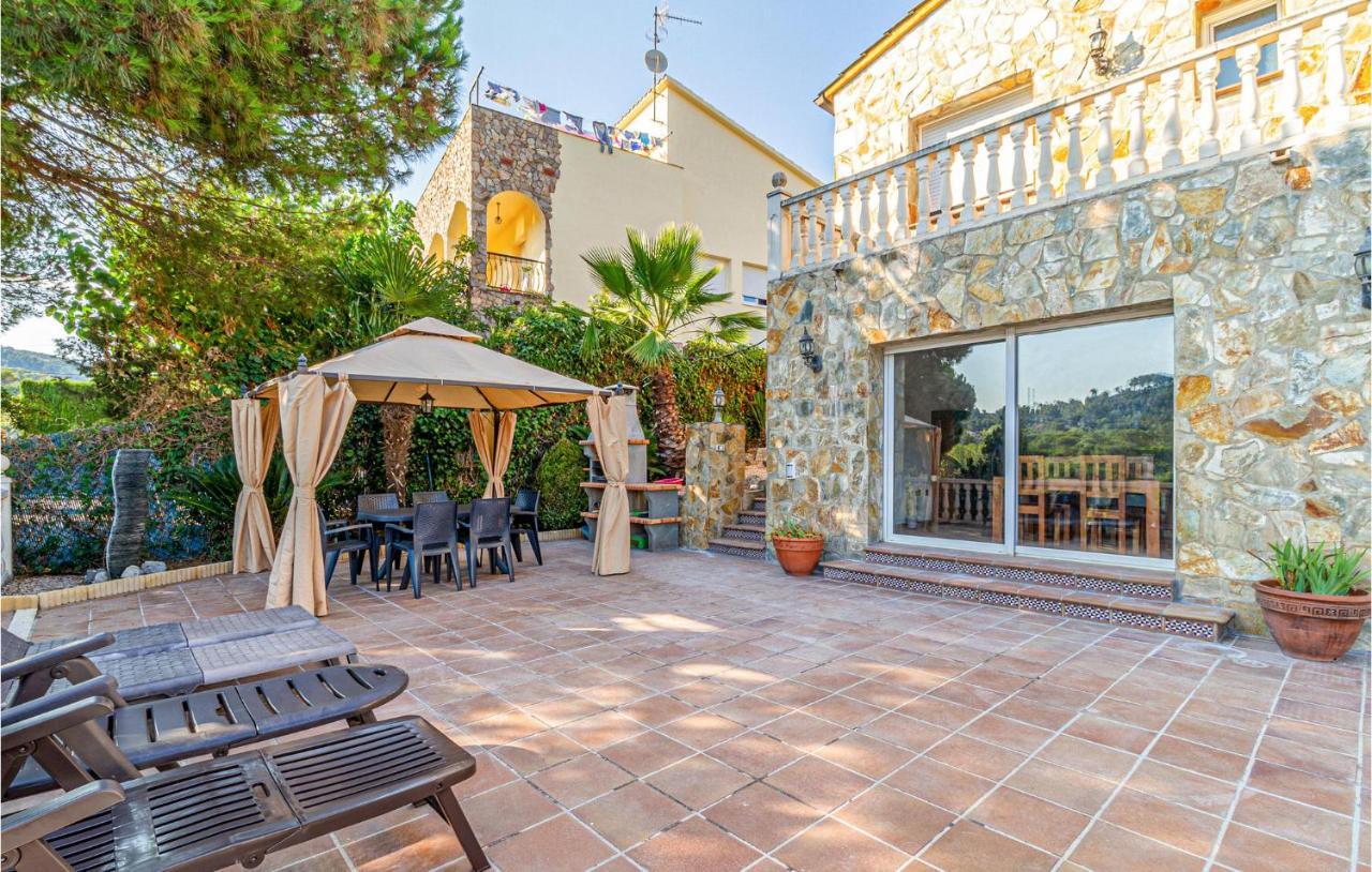 Stunning Home In Palafolls Luaran gambar