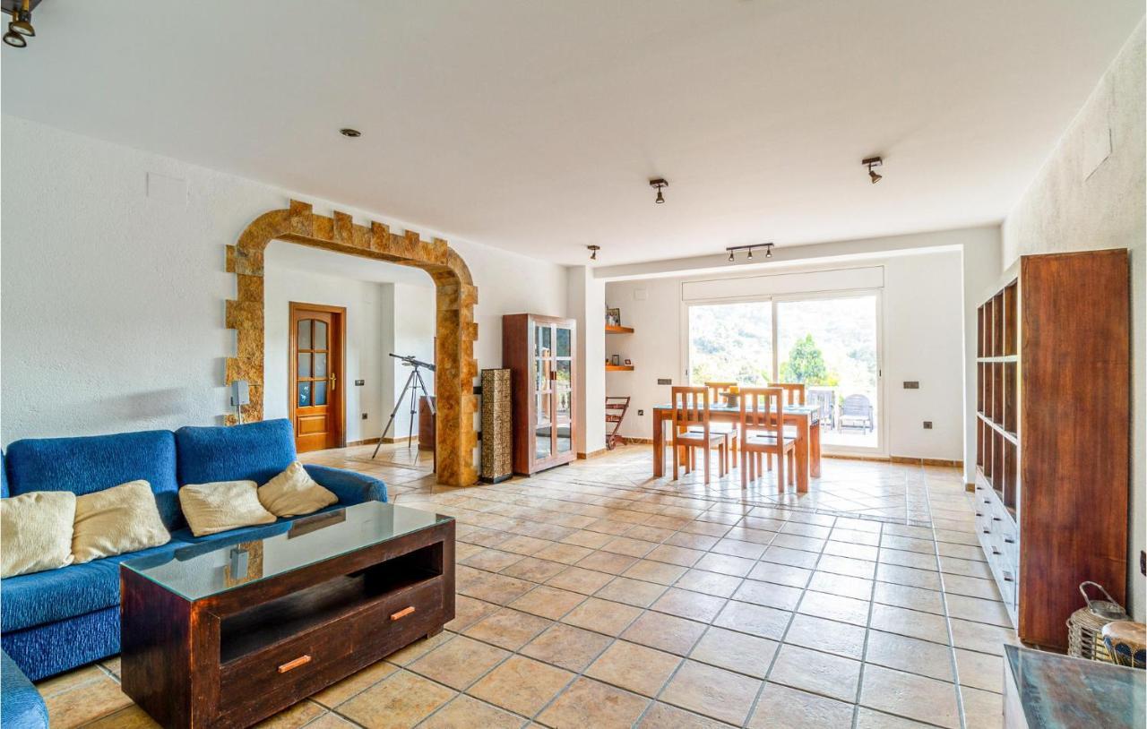 Stunning Home In Palafolls Luaran gambar